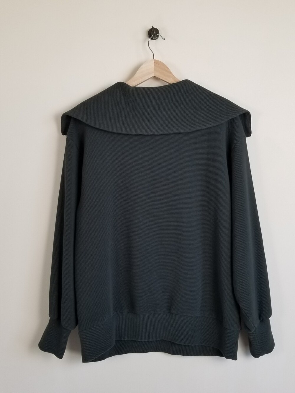 Athleta Ottoman 1/4 Zip Ribbed Knit Sweatshirt Size Small Roomy Fit - Picture 4 of 7